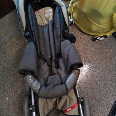 Sulankstomas vežimėlis