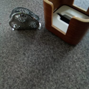 2 vnt laikikliai servetėlėms