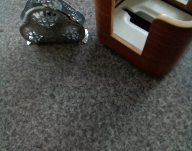 2 vnt laikikliai servetėlėms