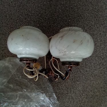 Sieninis šviestuvas