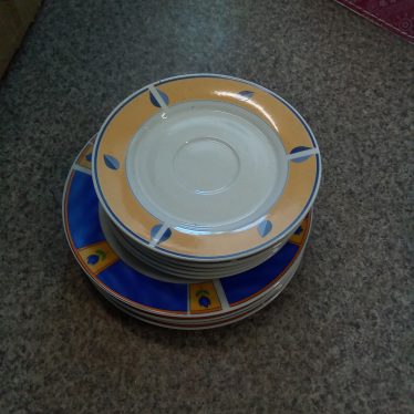 Lėkštės ir lėkštutės