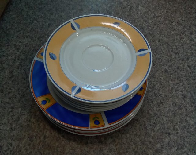 Lėkštės ir lėkštutės