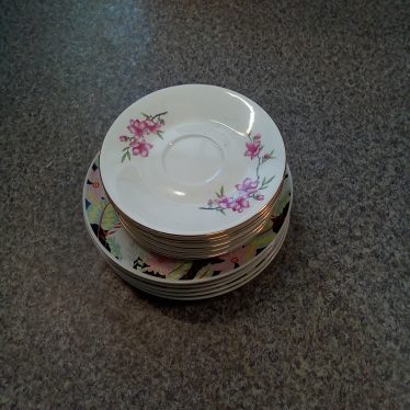 Lėkštės  ir lėkštutės