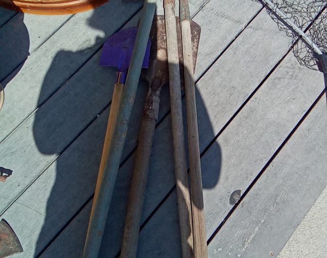 Araratorius,grėbliai,kastuvai