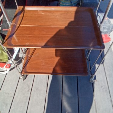 Sulankstomas staliukas