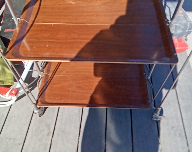 Sulankstomas staliukas