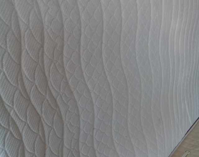 Du vienguliai čiužiniai