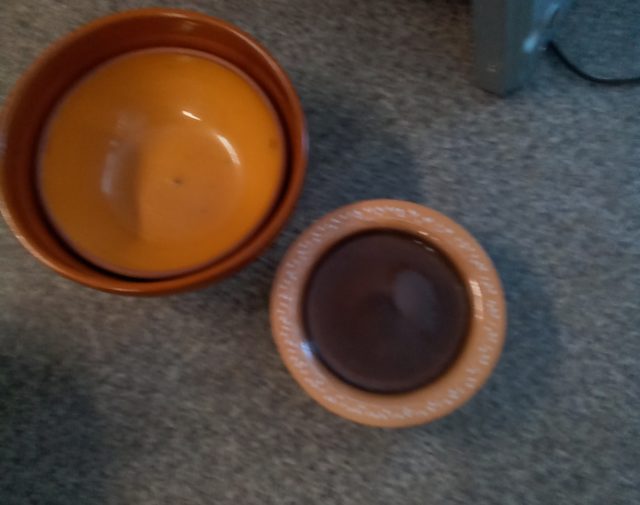 Dubenėliai ir lėkštės