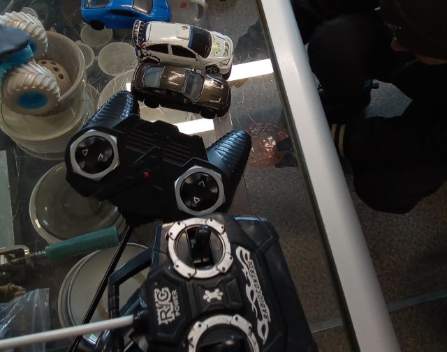 Distanciniai  ir mašinėlės