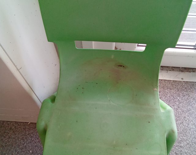 Vaikiška kėdutė