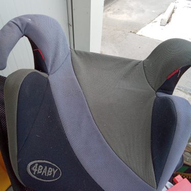 Auto kėdutė