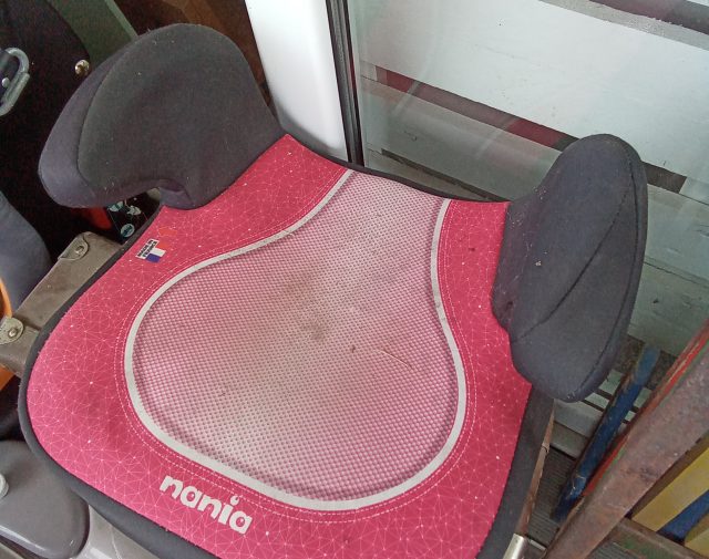 Auto kėdutė