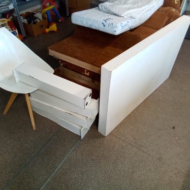 Stalas ir kėdė
