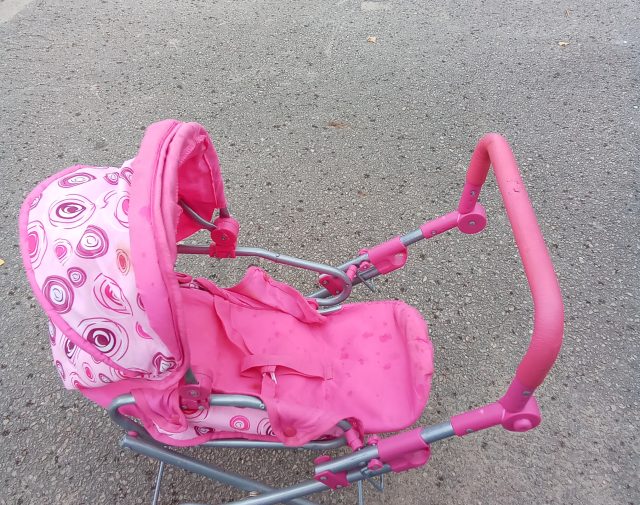 Vežimėlis lėlei