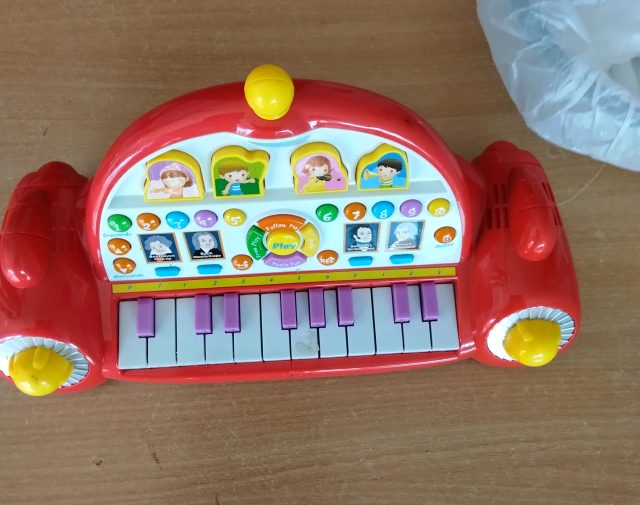 Vaikiškas pianinas