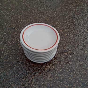 7 lėkštutės