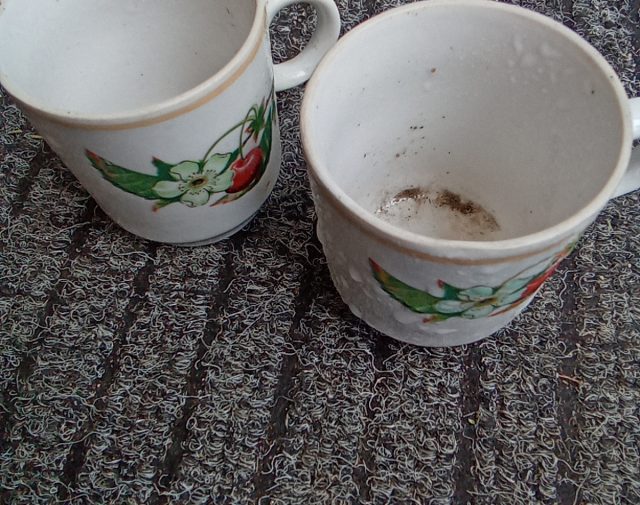 2 Puodeliai