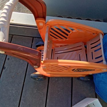 Žaislinis vežimėlis