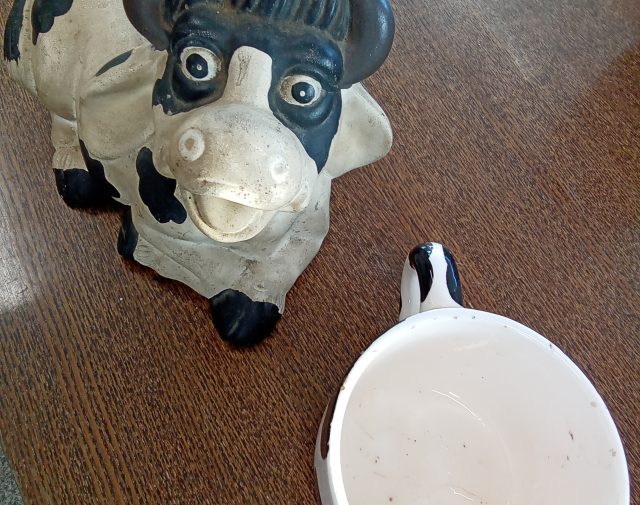 Taupyklė ir puodelis