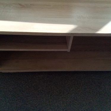 televizoriaus staliukas