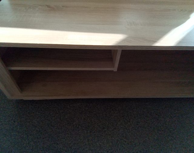 televizoriaus staliukas