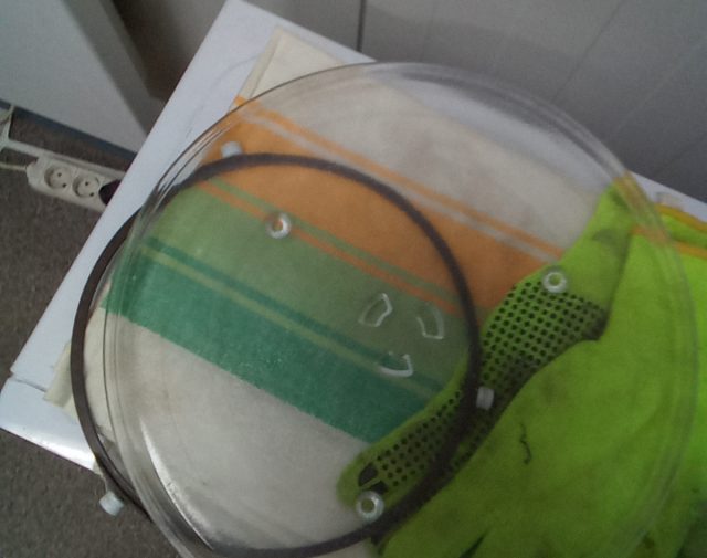 Mikrobangų krosnelė