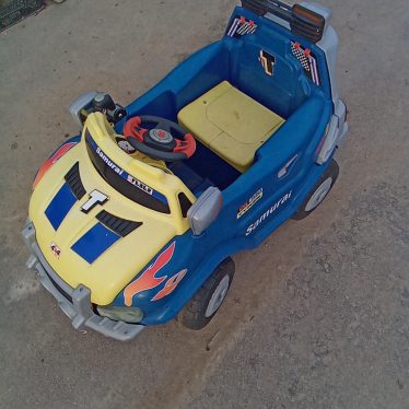 Akumuliatorinis automobilis