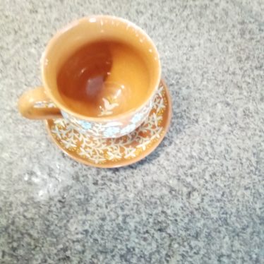 Puodeliai ir lėkštutės