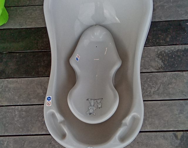 Vonelė+ maudymosi kedute