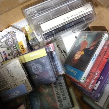 Kompaktai ir kasetės