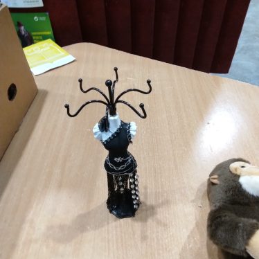 Papuošalų laikiklis