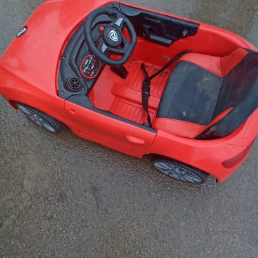 Akumuliatorinis automobilis