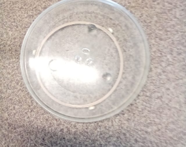 Mikrobangų krosnelės lėkštė