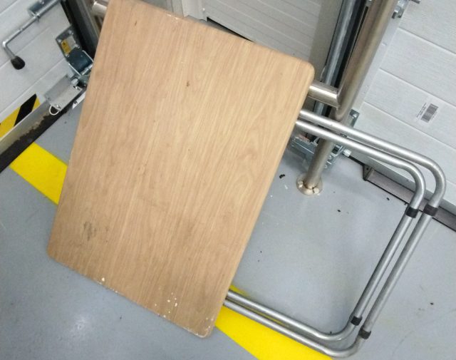 Sulankstomas staliukas