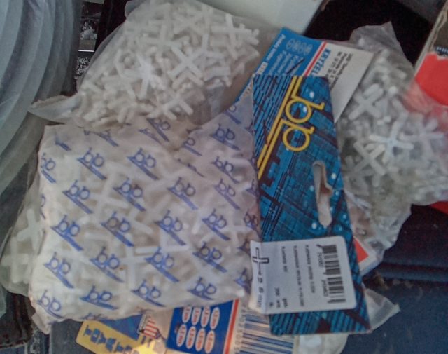 Kryželiai plytelems