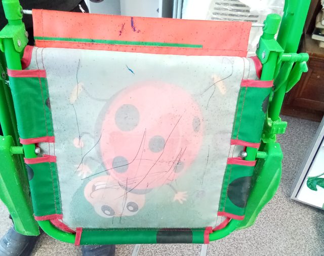 Sulankstoma kėdutė