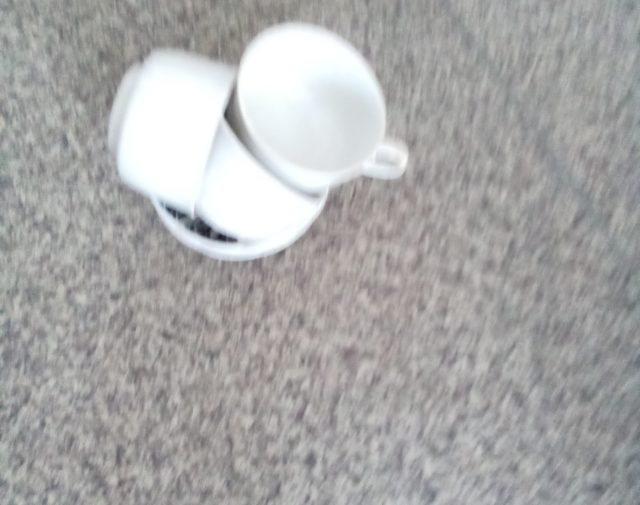 Puodeliai ir lėkštutės