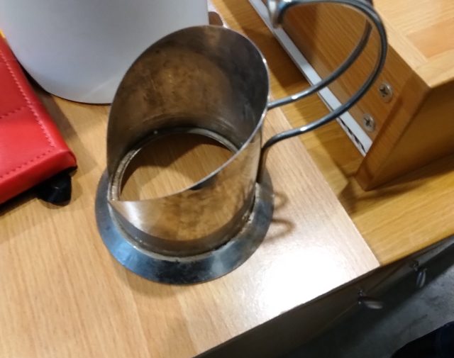 Stiklinės laikiklis