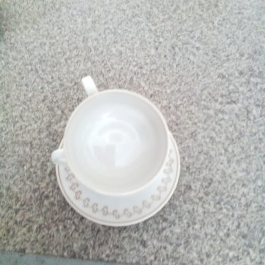 Puodeliai ir lėkštutės