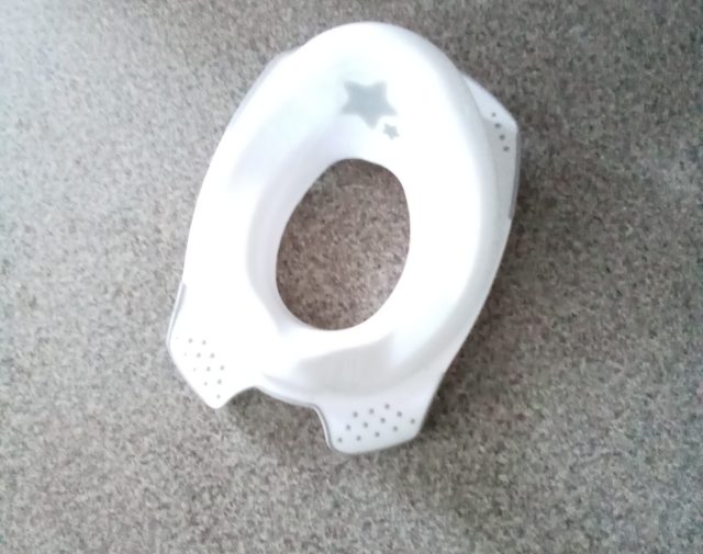 Tuoleto dangtis vaikam