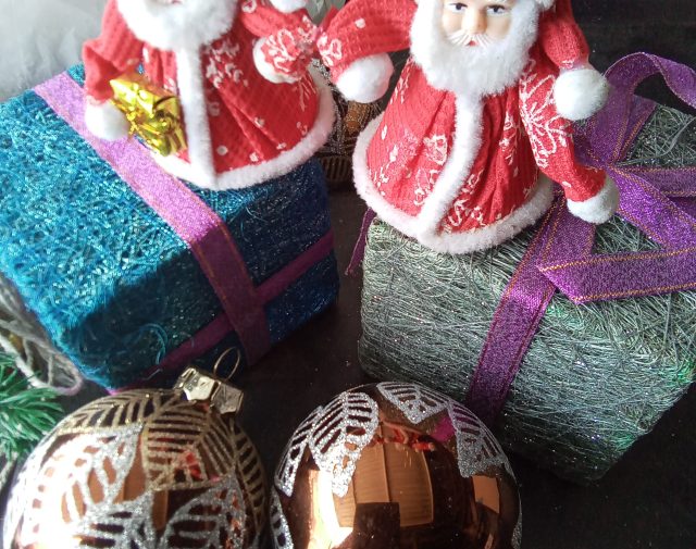 Kalėdiniai žaislai