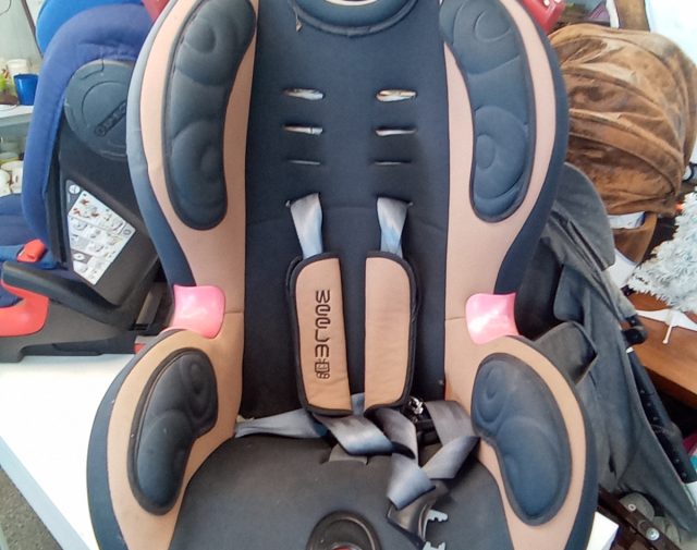 Automobilinė kėdutė