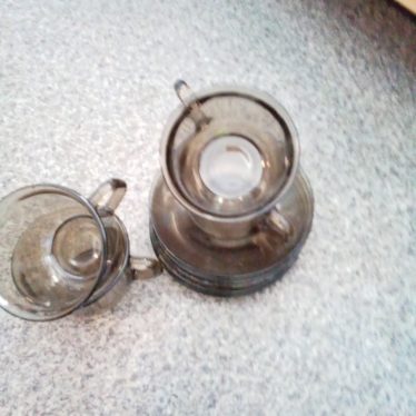 Puodeliai ir lėkštutės