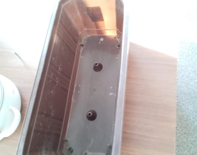 Plastikiniai vazonėliai