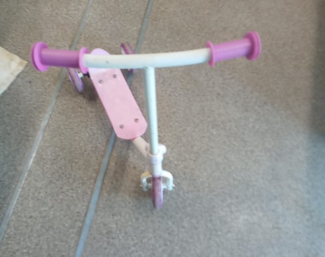 Vaikiškas paspirtukas