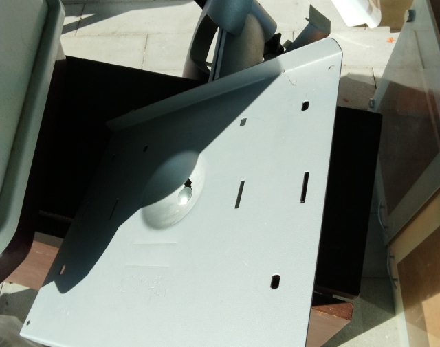 Televizoriaus laikiklis