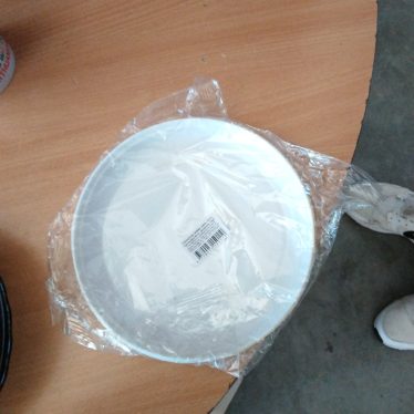 Plastikinės lėkštės