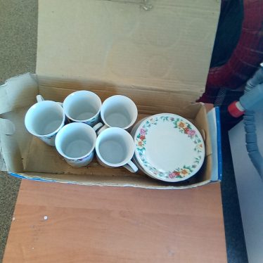 Puodelių komplektas