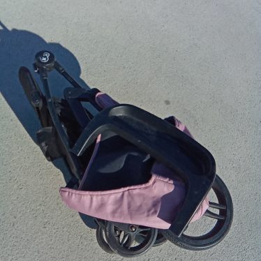 Vaikiškas vežimėlis