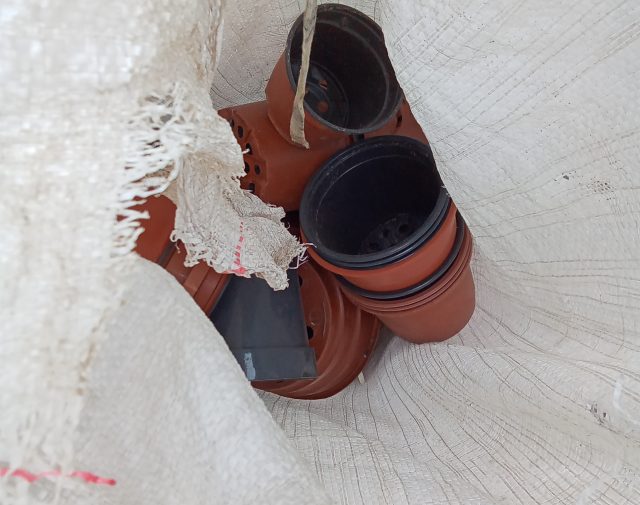 Plastikiniai vazonai